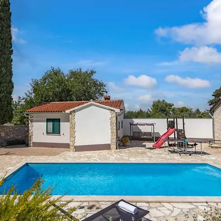 Pool Dominique - Happy Villa